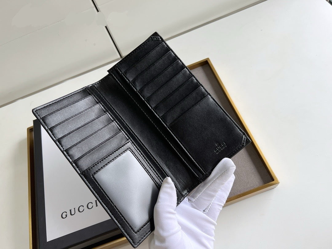 Gucci Imprint long wallet