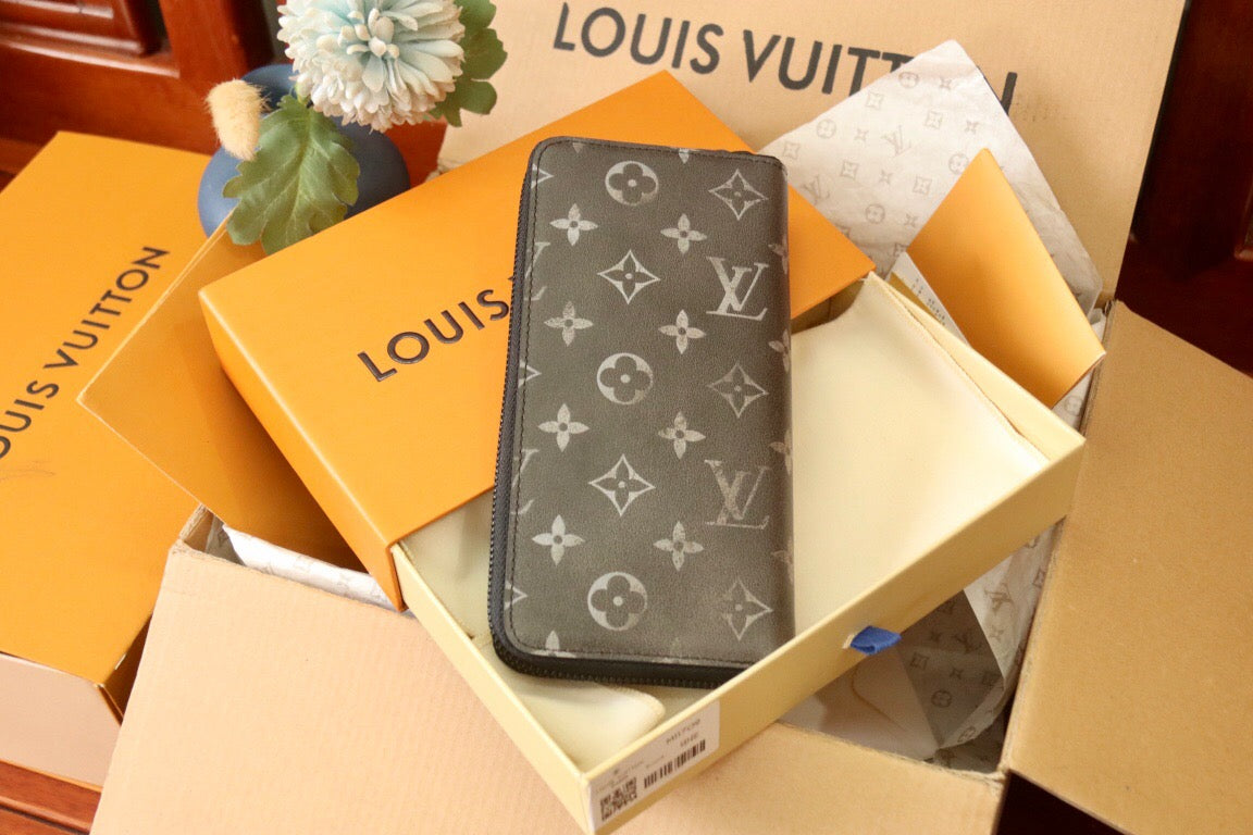 LV Zippy Organizer