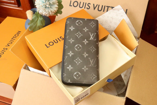 LV Zippy Organizer