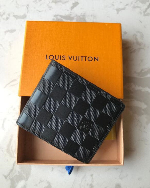 LV Black Grid